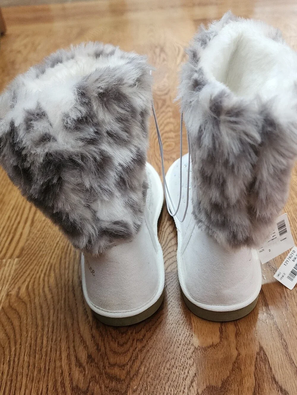 NWT Deadstock Justice Girls Rhinestone Faux Fur Winter Boots White Size Girl's 2